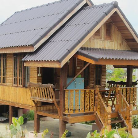 Lucky Hill Resort Khao Kho Esterno foto